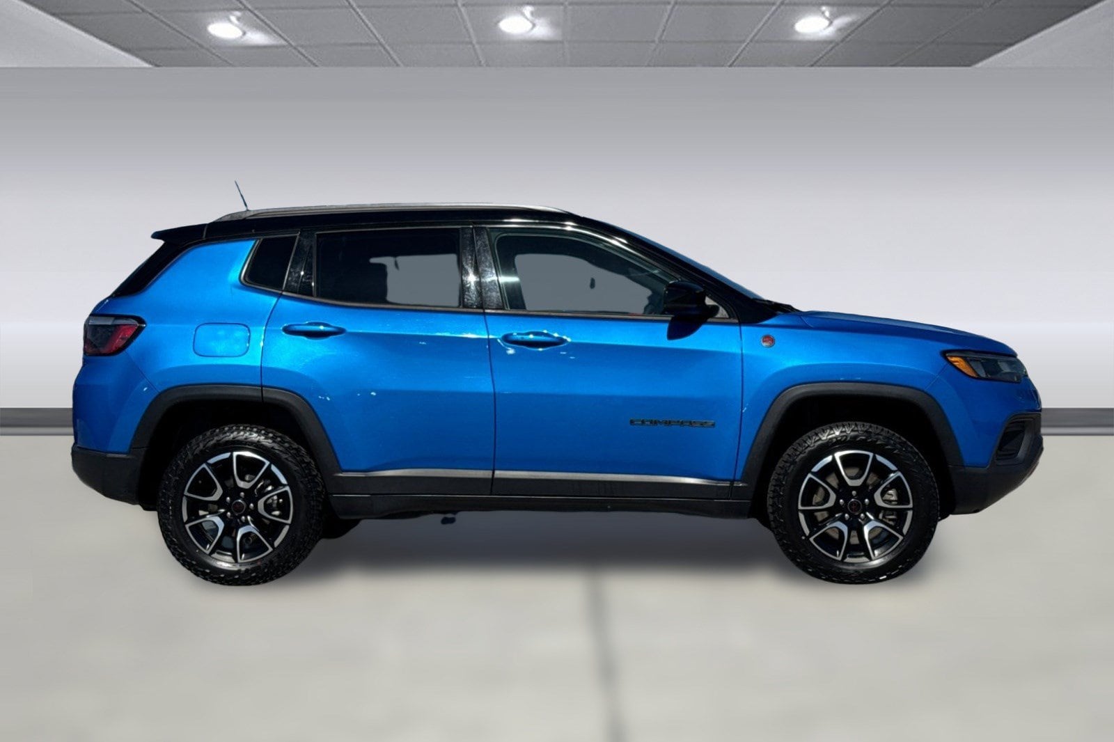2025 Jeep Compass Trailhawk - Photo 8