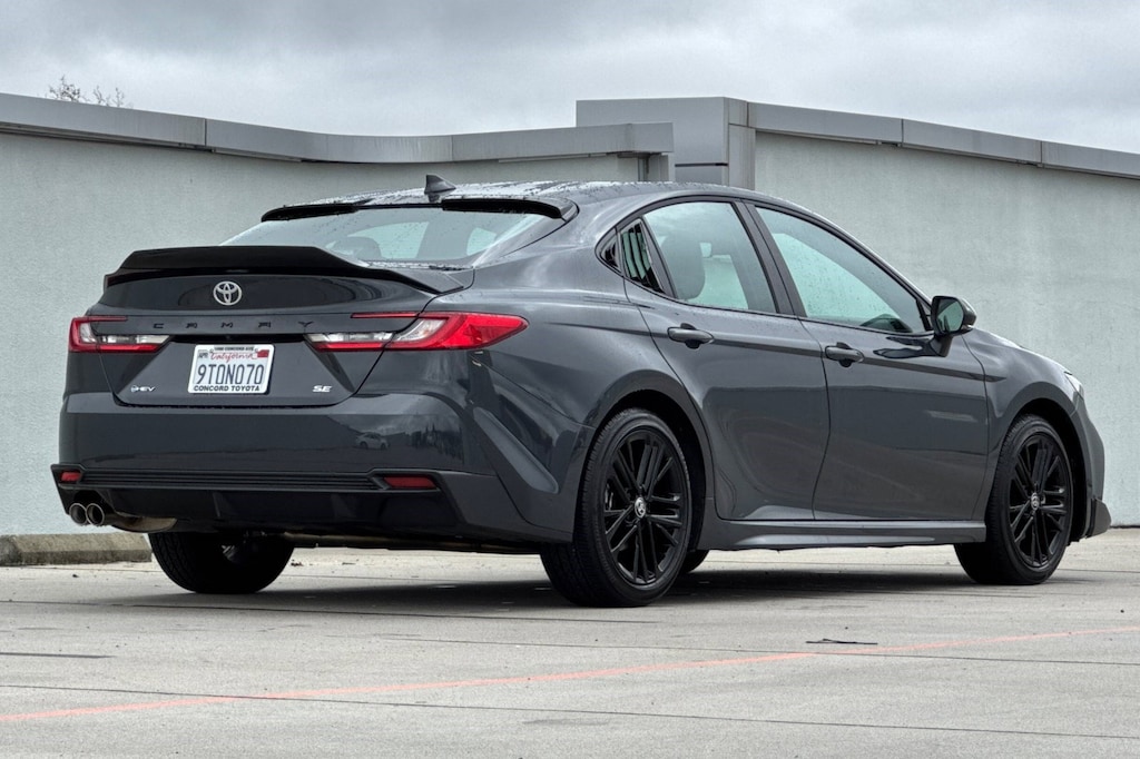 Certified 2025 Toyota Camry SE Sedan