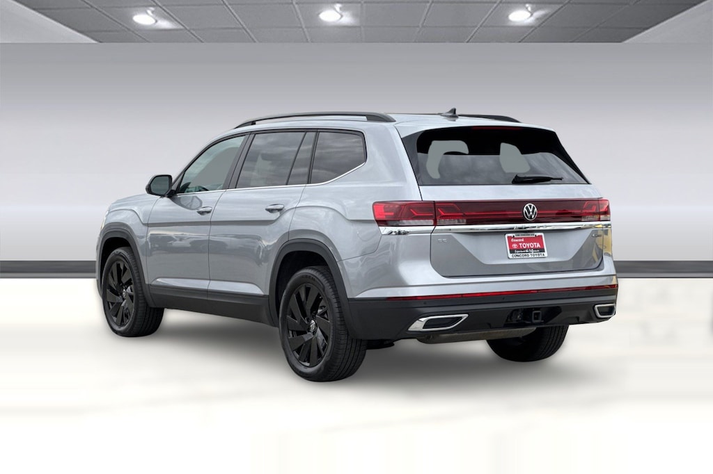 Used 2026 Volkswagen Atlas 2.0T SE w/Technology SUV