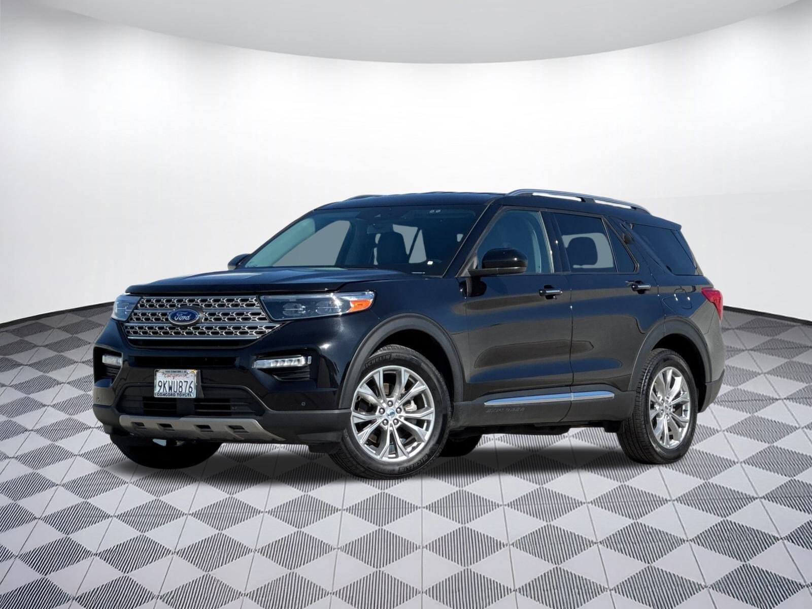2024 Ford Explorer Limited photo 2
