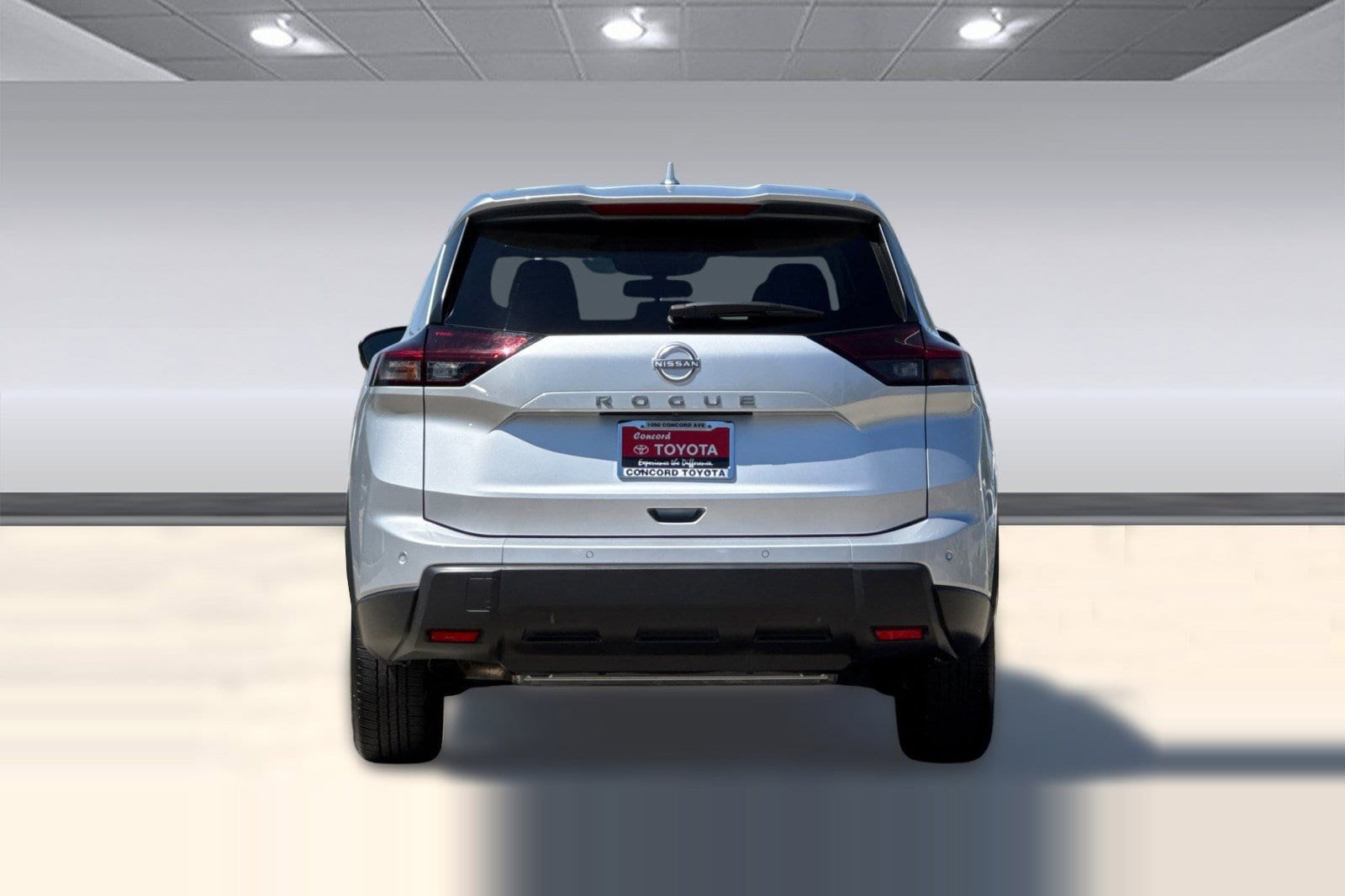 2025 Nissan Rogue SV photo 3