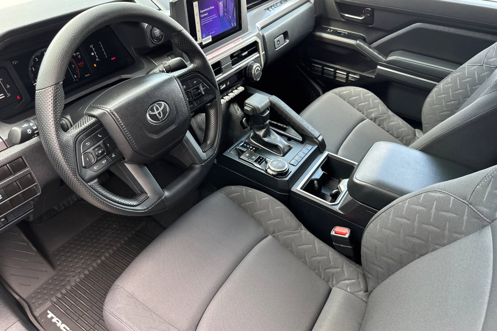 2025 Toyota Tacoma SR5 4x4 Double Cab photo 4