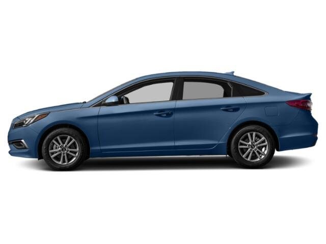 2015 Hyundai Sonata SE photo 2