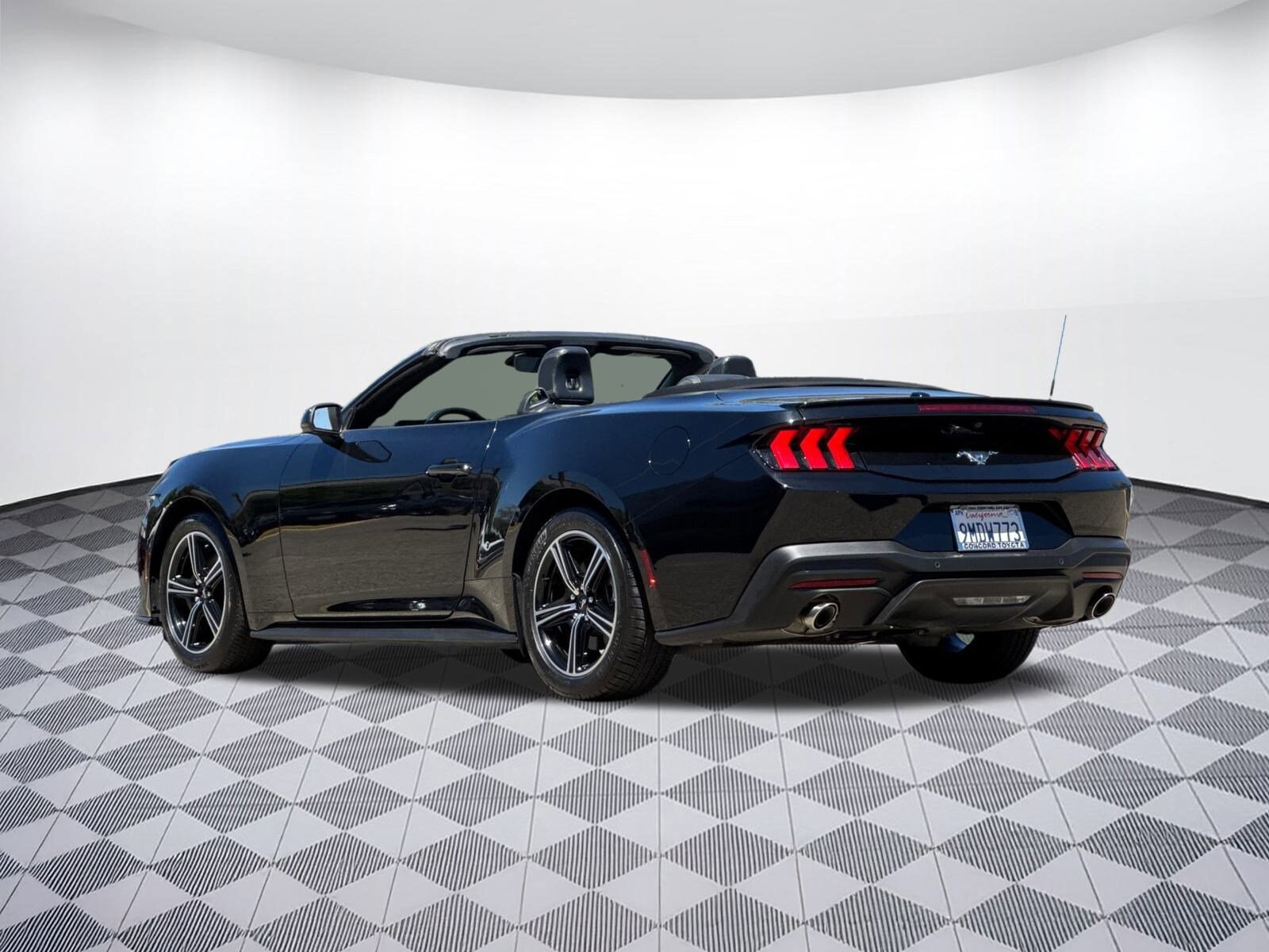 2024 Ford Mustang EcoBoost Premium Convertible photo 3