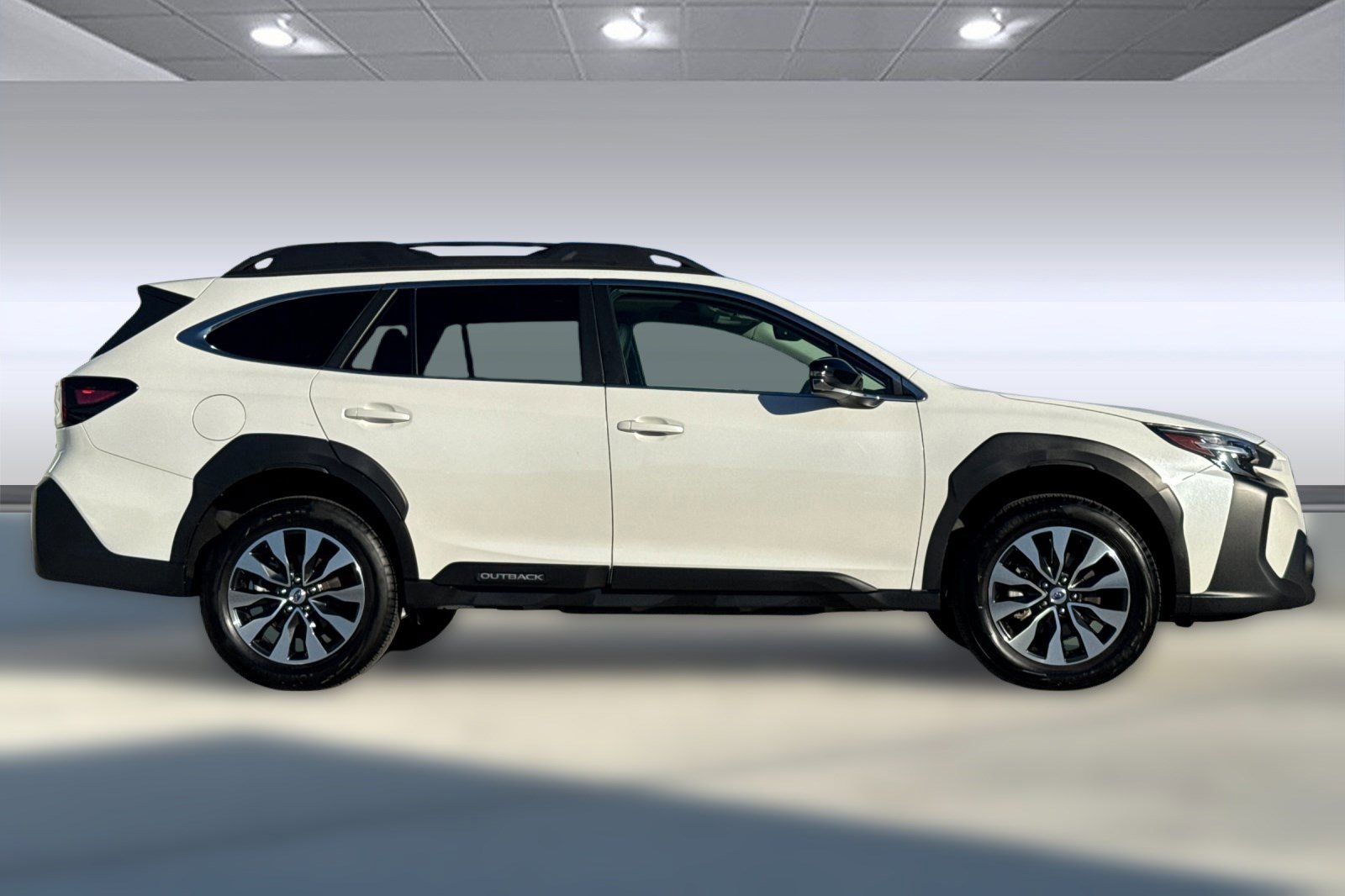 2024 Subaru Outback Limited photo 2