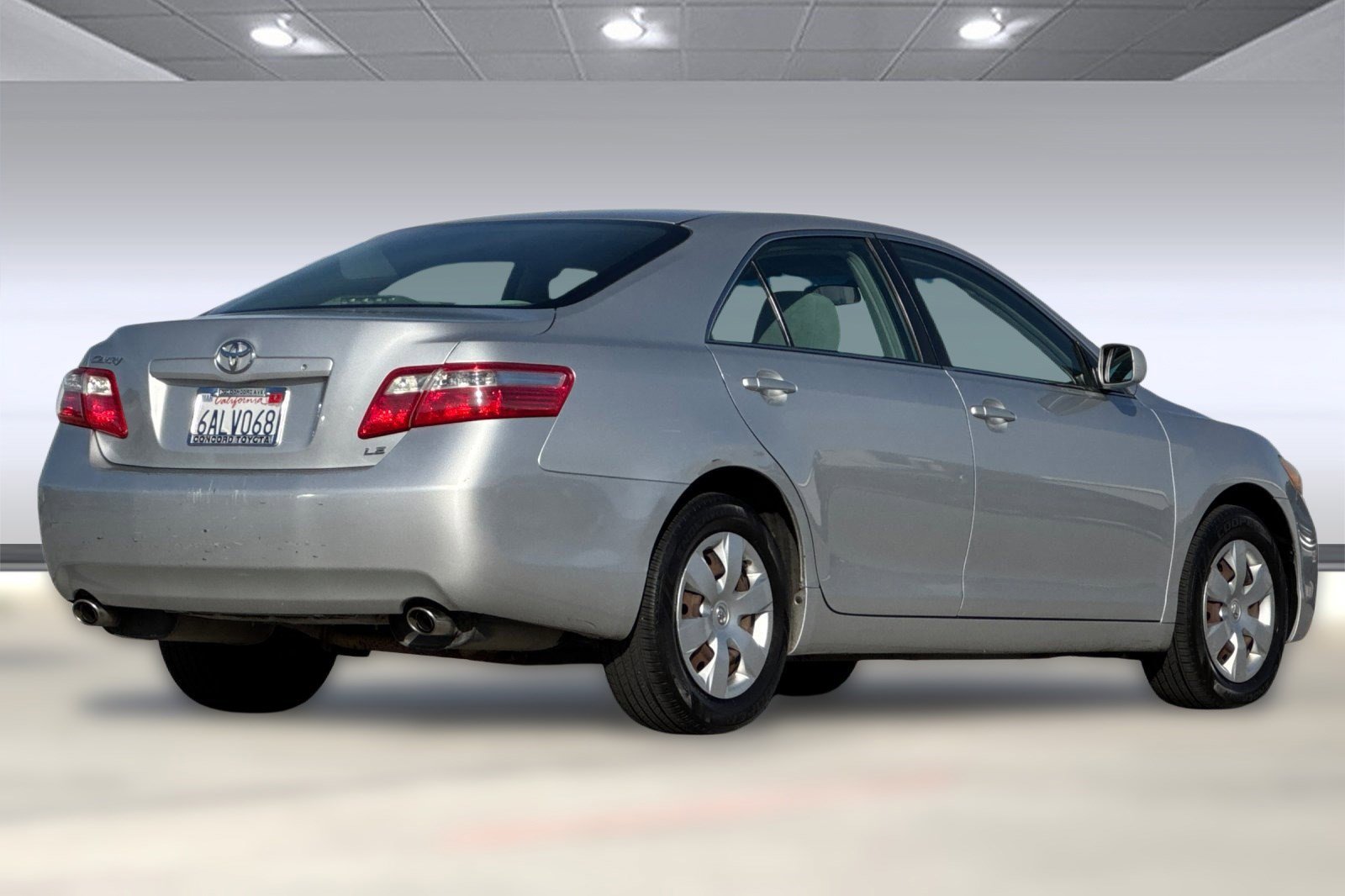 2008 Toyota Camry LE photo 3