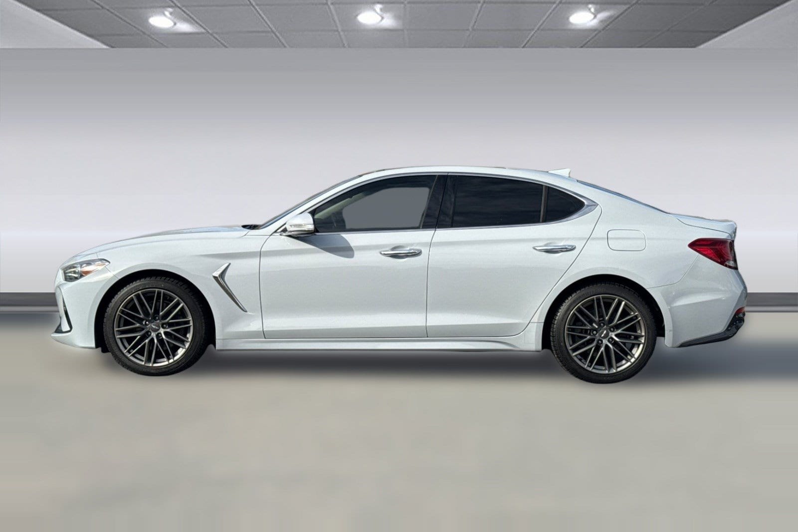 2019 Genesis G70 2.0T Advanced Sedan
