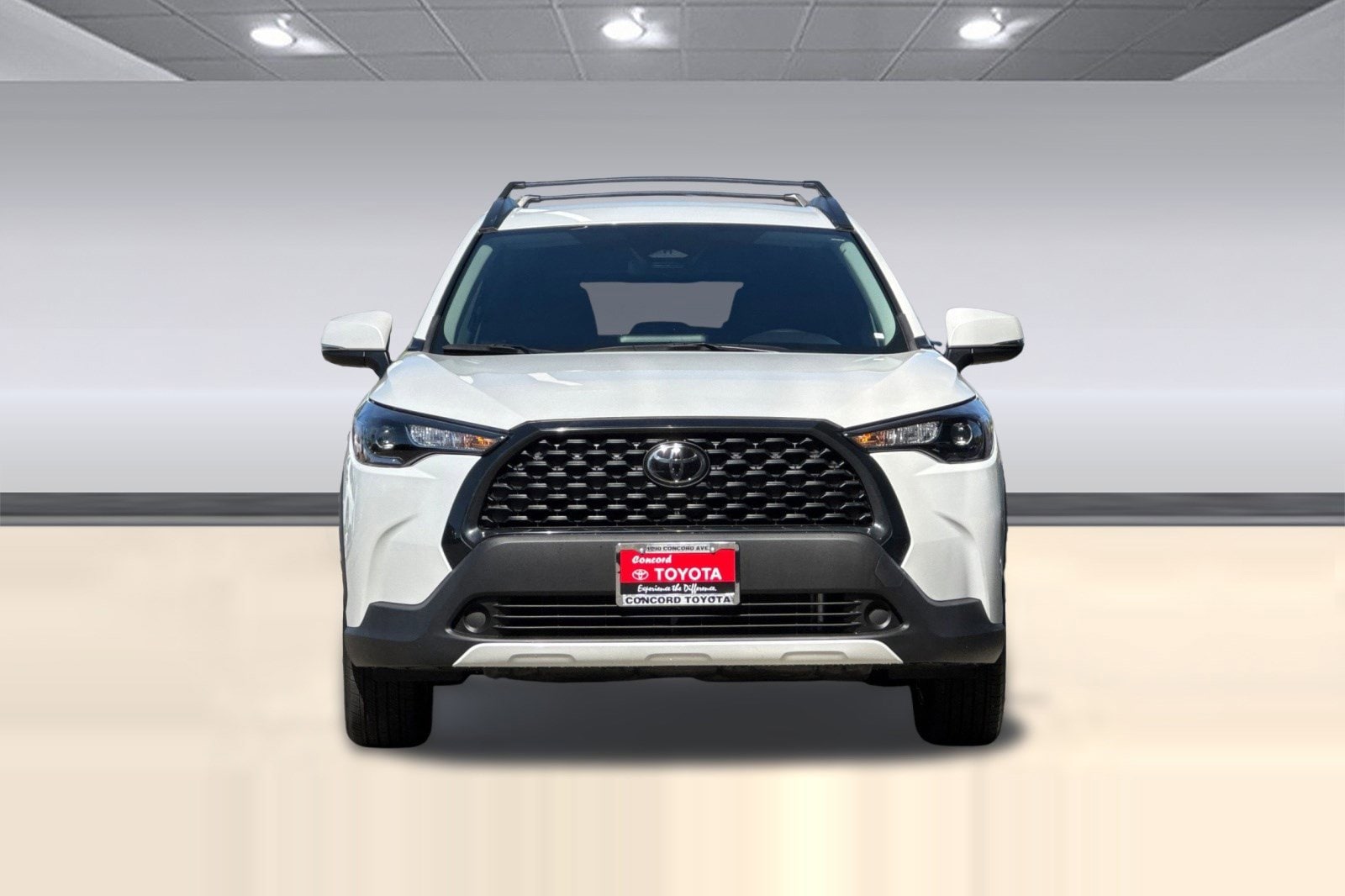 2024 Toyota Corolla Cross LE photo 4