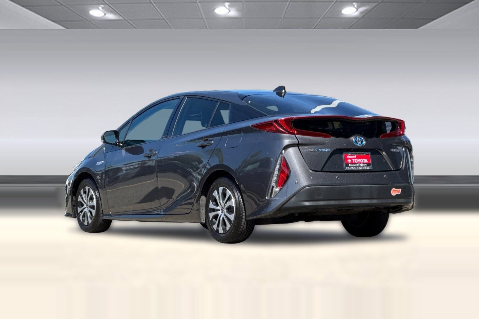 2020 Toyota Prius Prime Limited photo 6