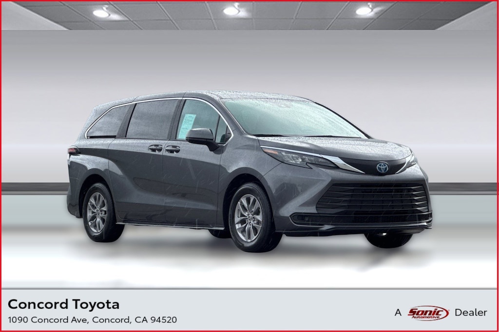 Used 2025 Toyota Sienna LE Van Passenger Van