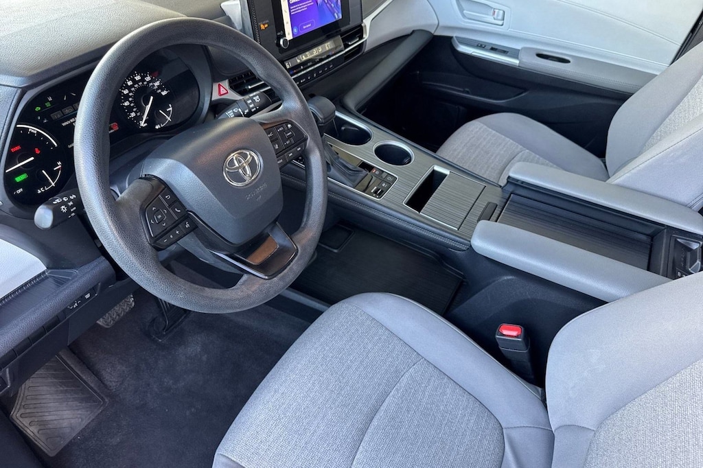Used 2025 Toyota Sienna LE Van Passenger Van
