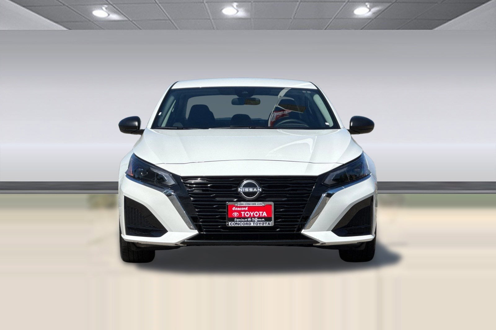 2025 Nissan Altima SV photo 4
