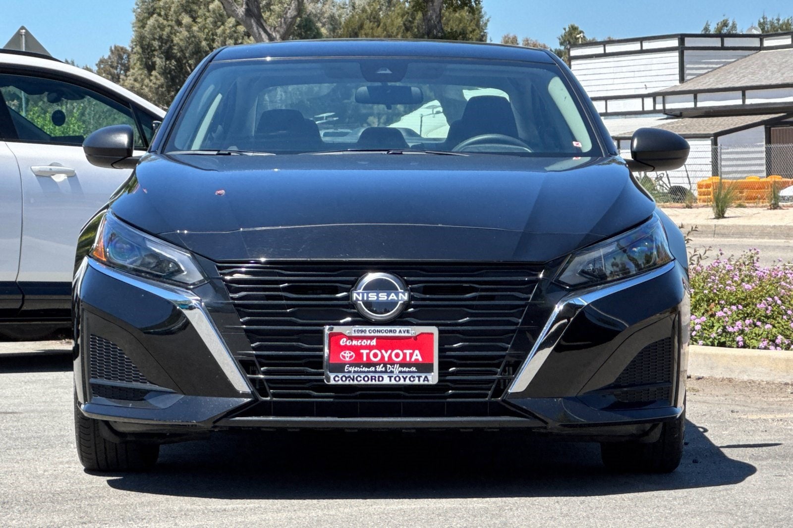 2025 Nissan Altima SV - Photo 6