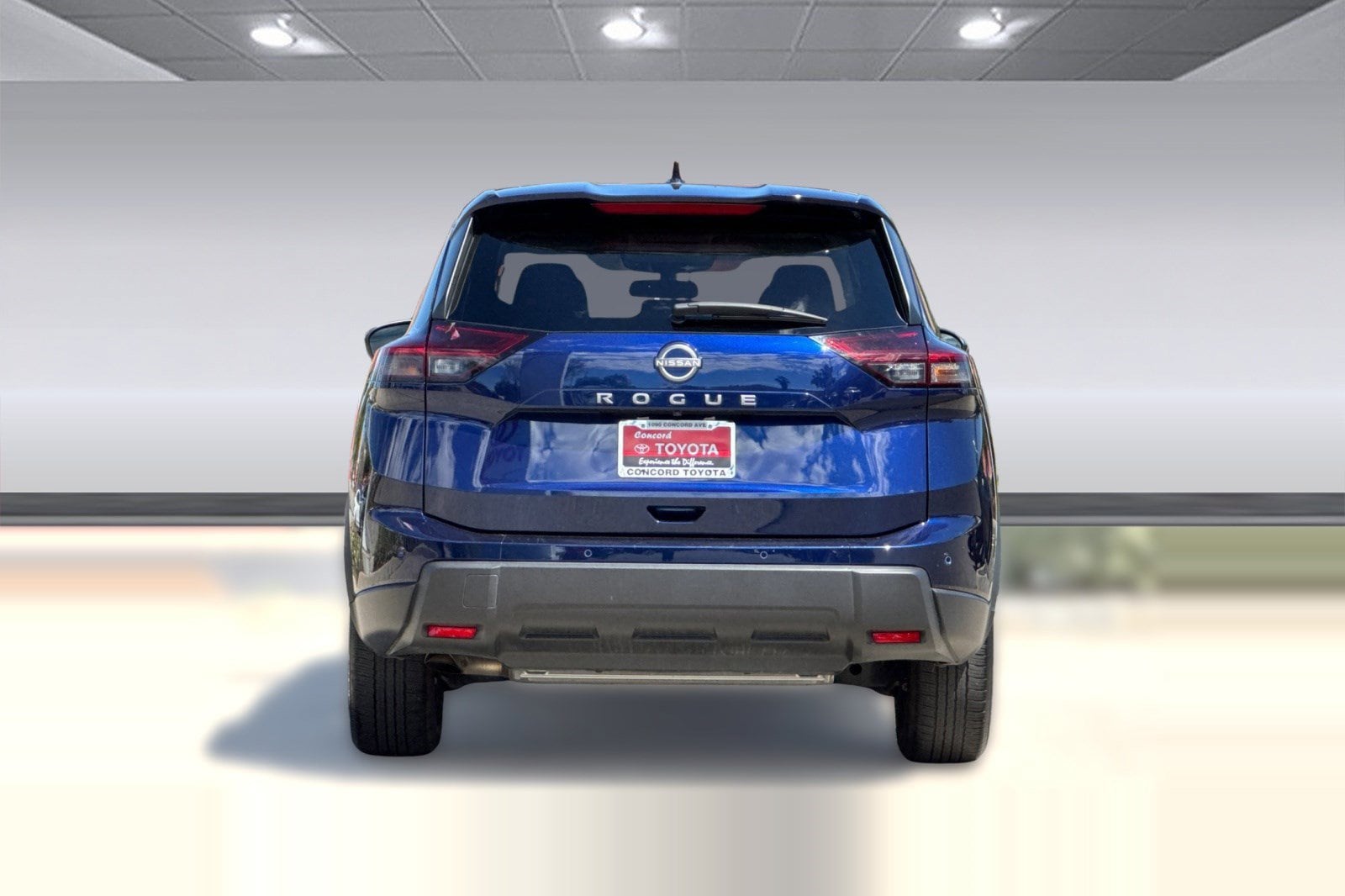 2025 Nissan Rogue SV photo 6