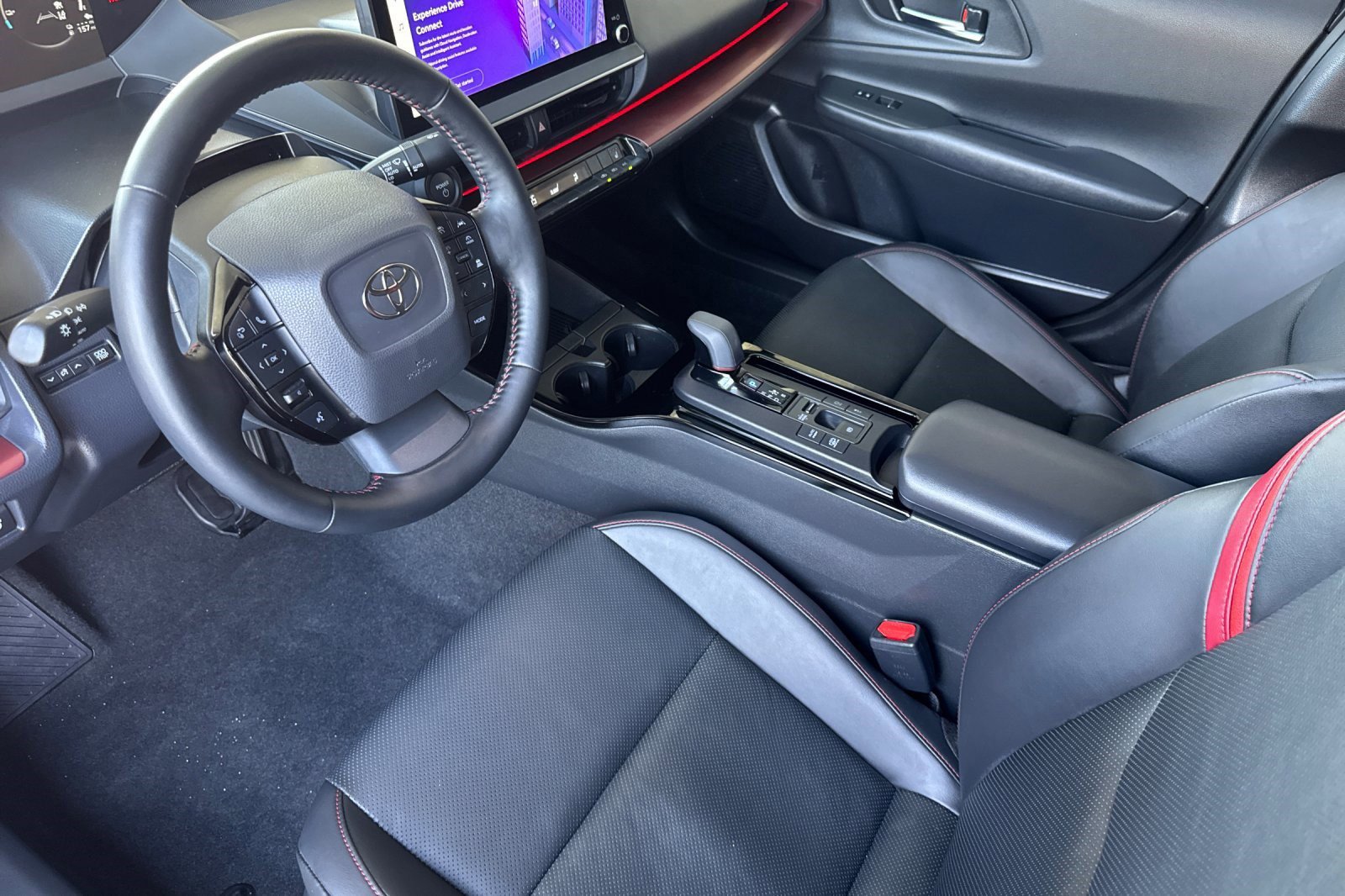 2024 Toyota Prius Prime XSE photo 2