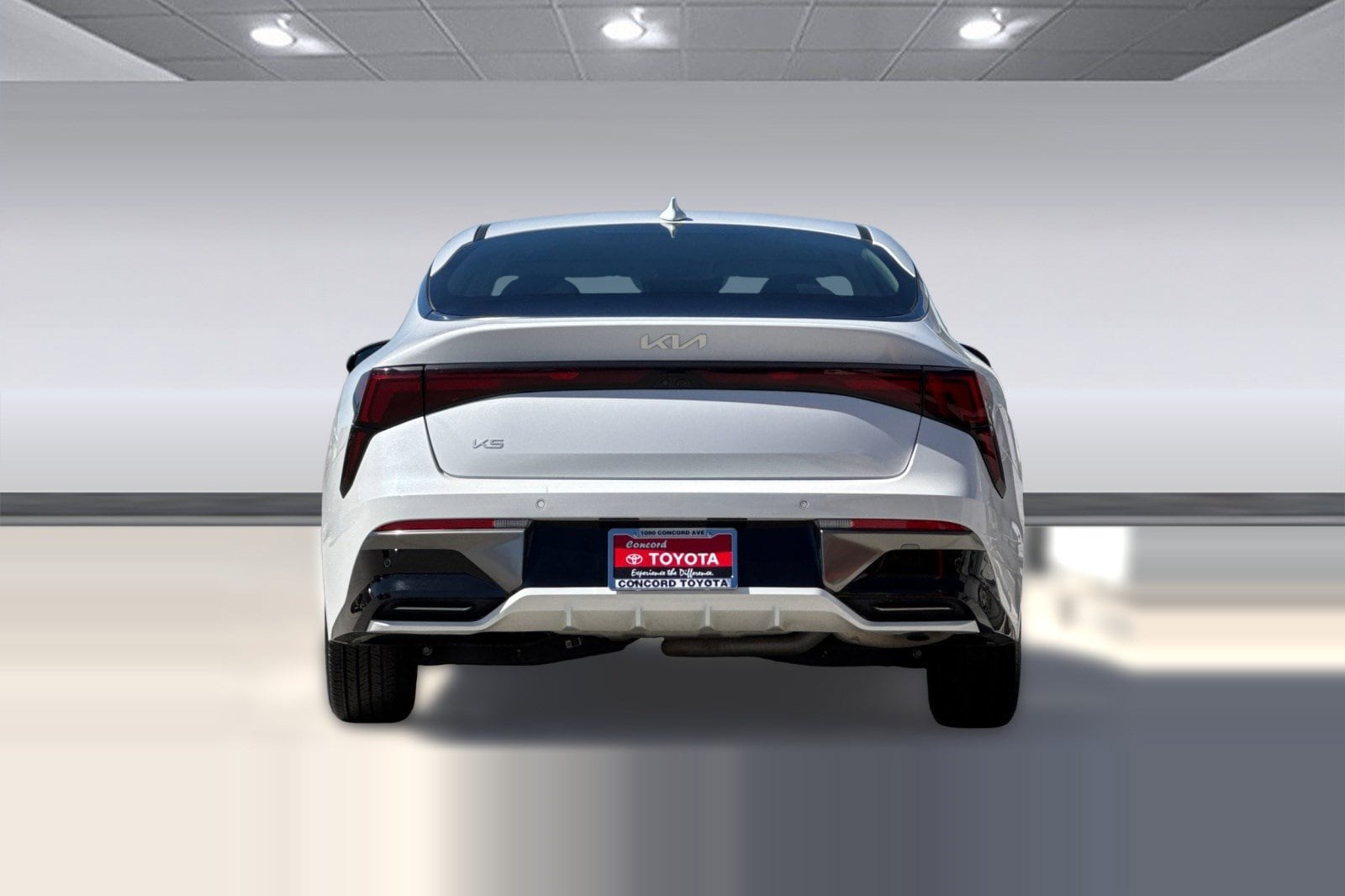 2025 Kia K5 LXS photo 3