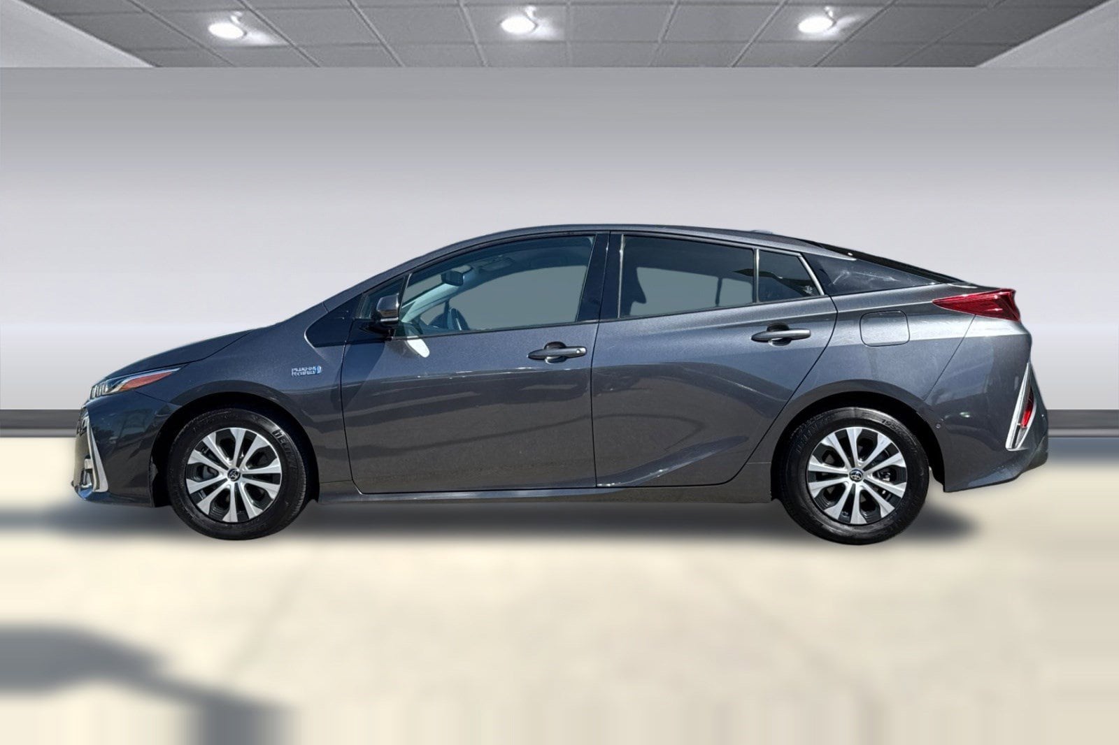 2020 Toyota Prius Prime Limited photo 5