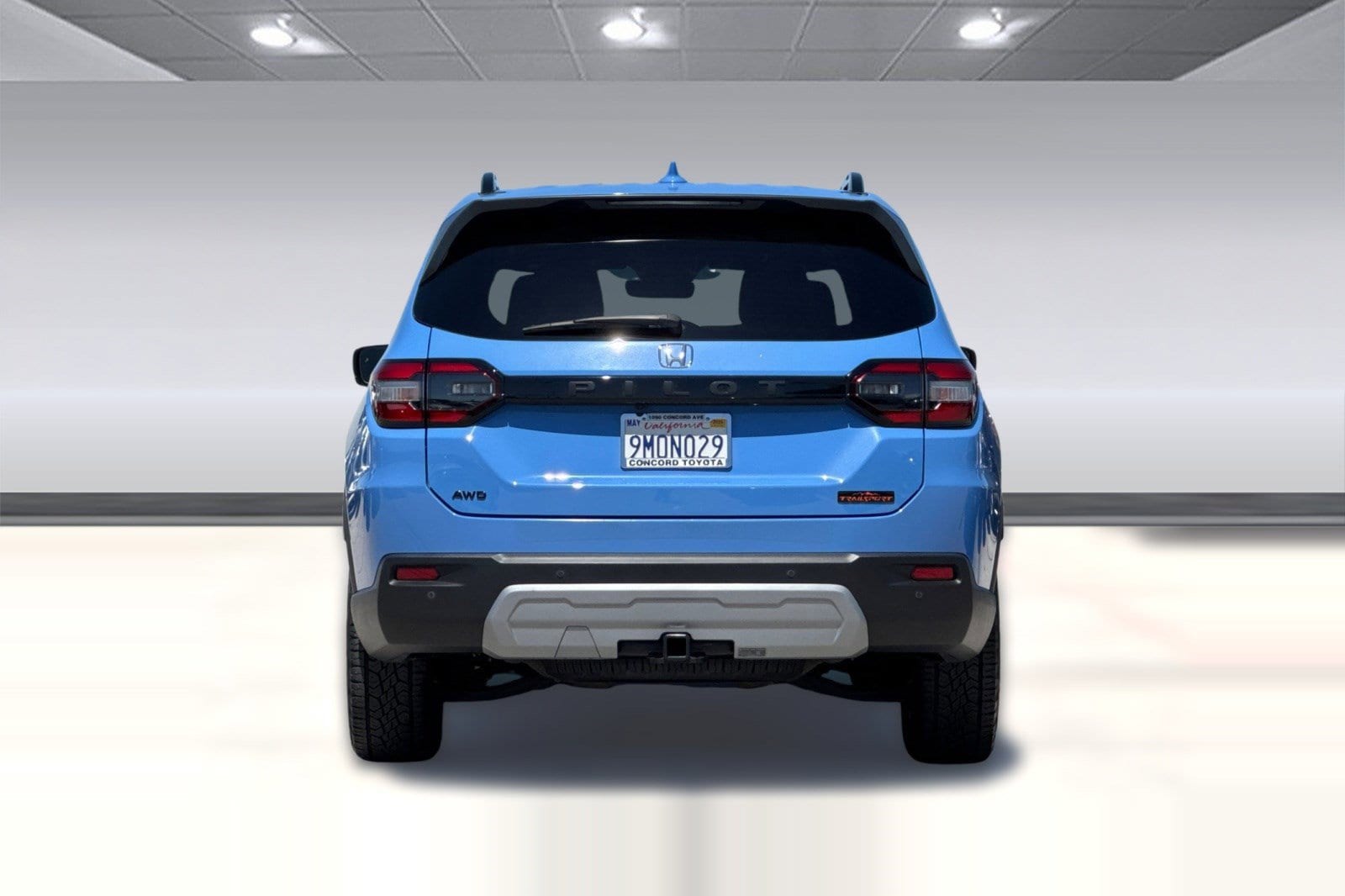 2025 Honda Pilot TrailSport photo 3