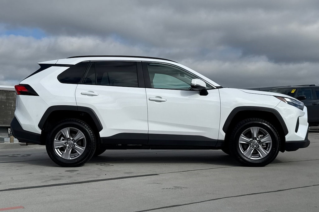 Used 2025 Toyota RAV4 XLE SUV