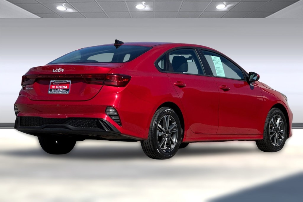 Used 2024 Kia Forte LXS Sedan