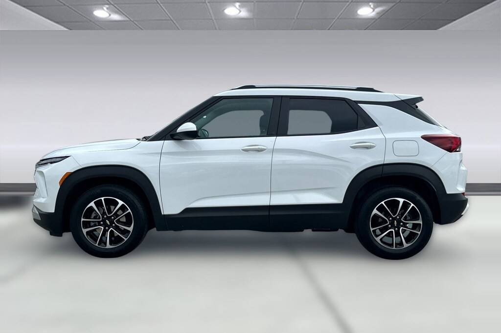 Used 2025 Chevrolet Trailblazer LT SUV