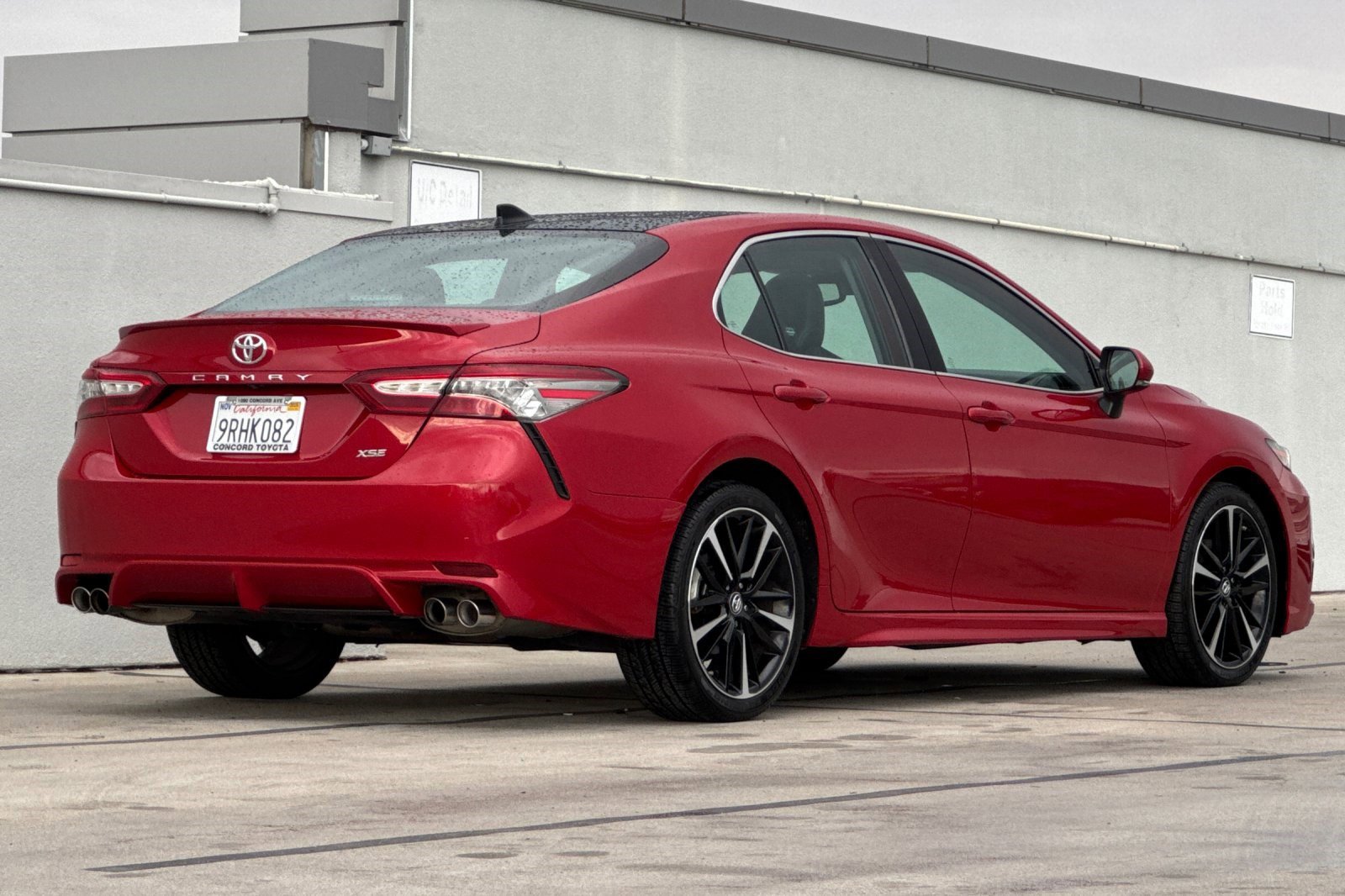 2019 Toyota Camry XSE V6 photo 3