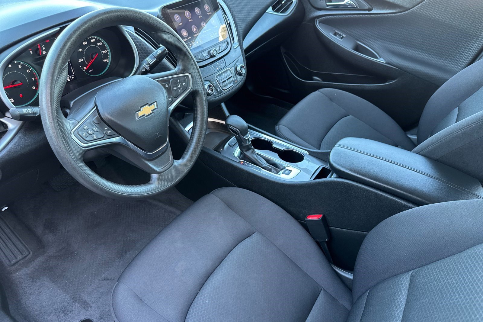 2024 Chevrolet Malibu 1LT photo 4