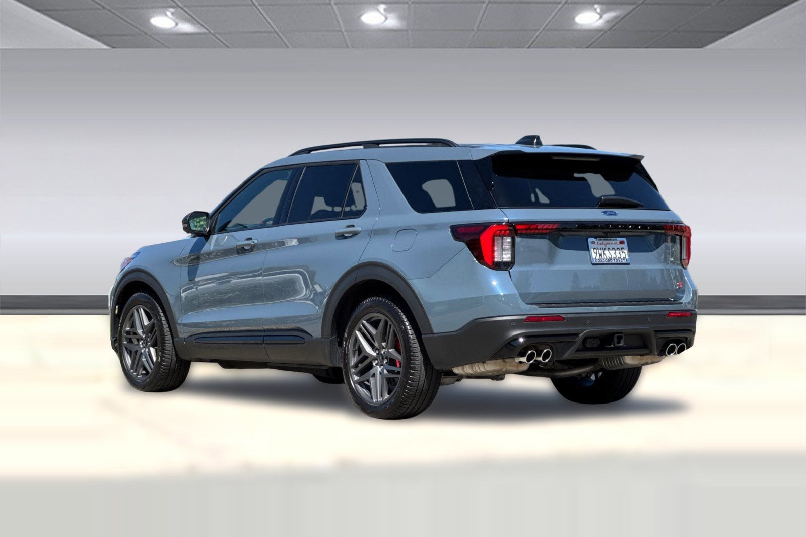 2025 Ford Explorer ST photo 3