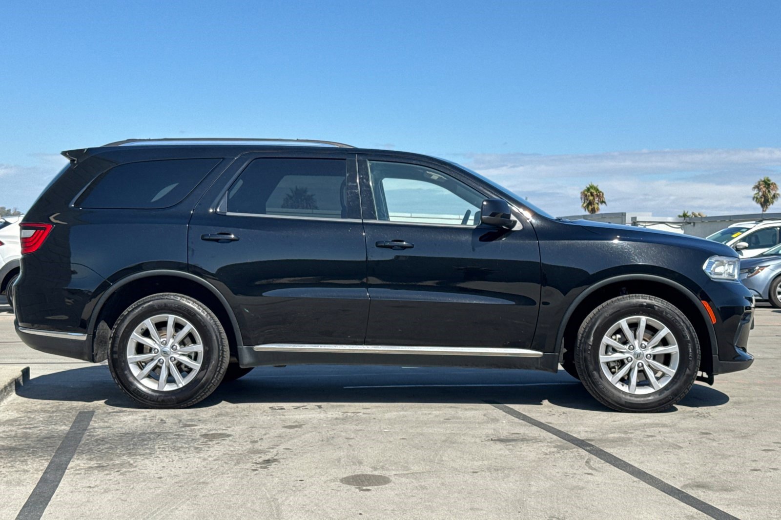 2024 Dodge Durango SXT photo 2