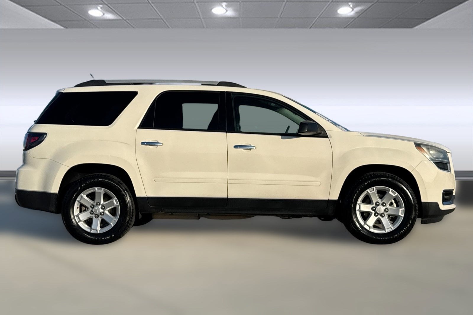 Used 2014 GMC Acadia SLE1 with VIN 1GKKRNED1EJ329626 for sale in Concord, CA