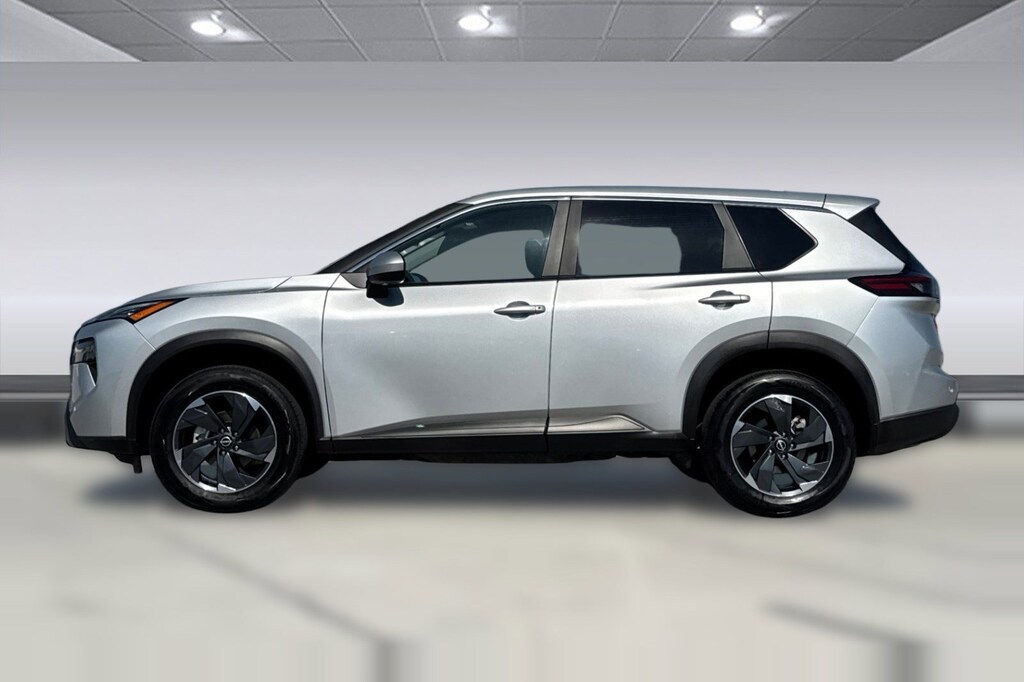 Used 2025 Nissan Rogue SV SUV