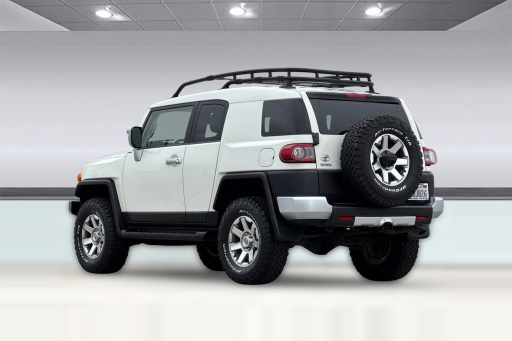 Used 2014 Toyota FJ Cruiser 4WD 4dr Auto (Natl) SUV