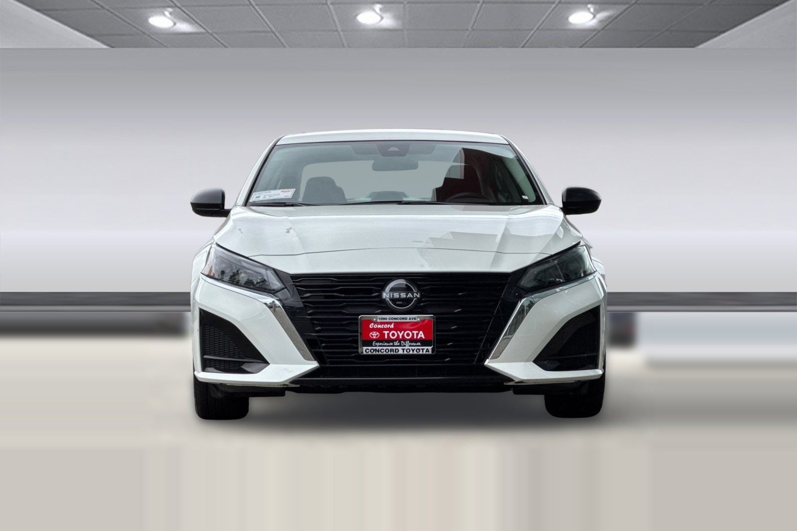 2025 Nissan Altima SV photo 5