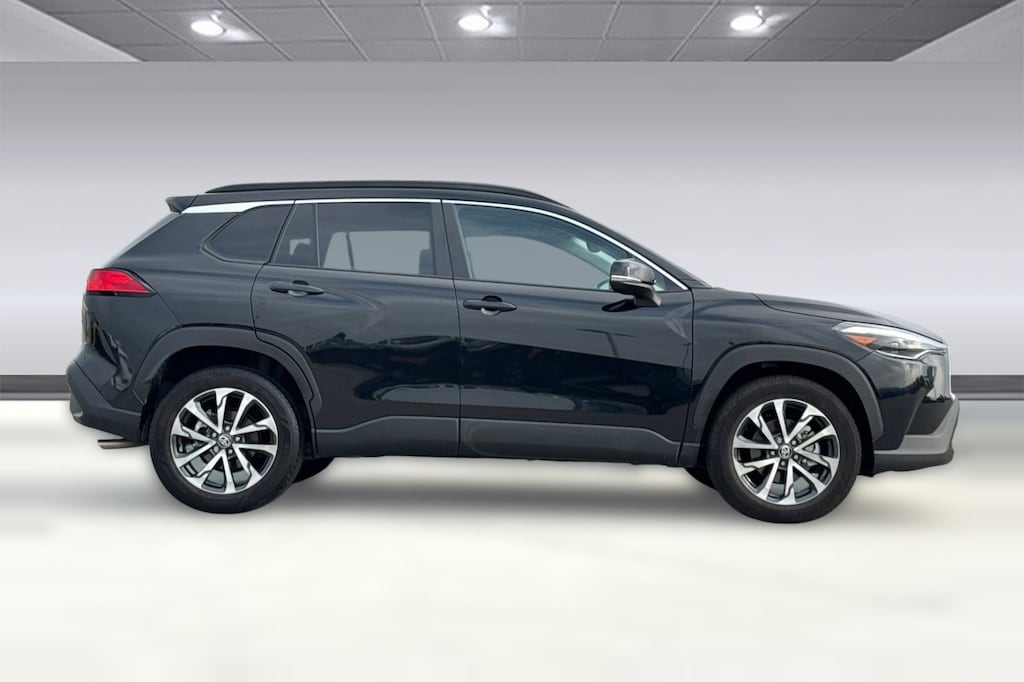 Certified 2025 Toyota Corolla Cross XLE SUV