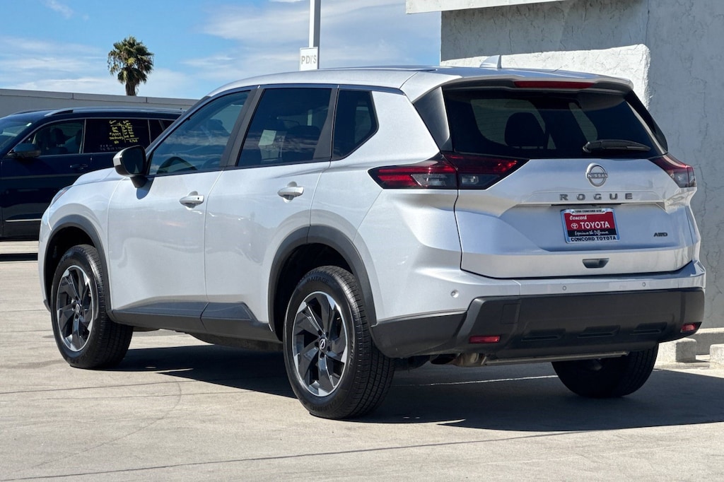 Used 2025 Nissan Rogue SV SUV