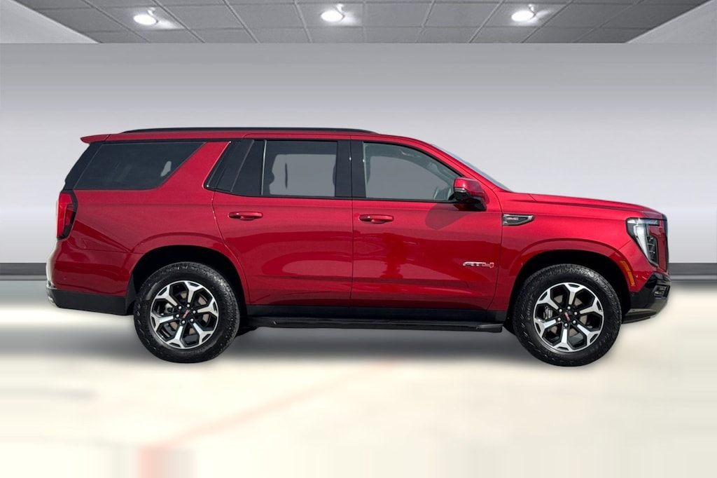 Used 2025 GMC Yukon AT4 SUV