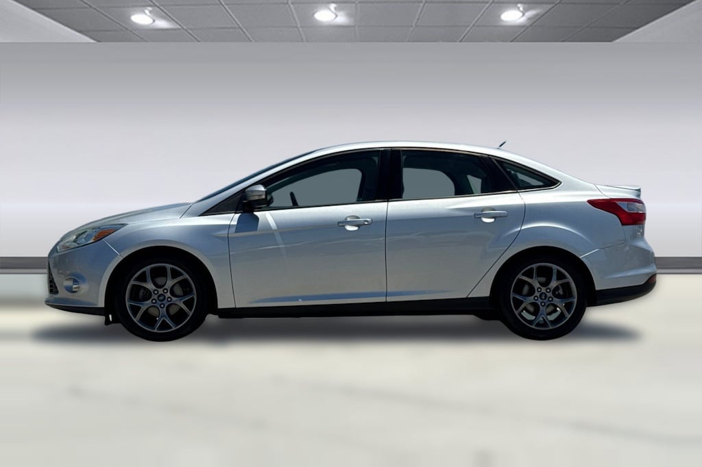 Used 2014 Ford Focus SE Sedan