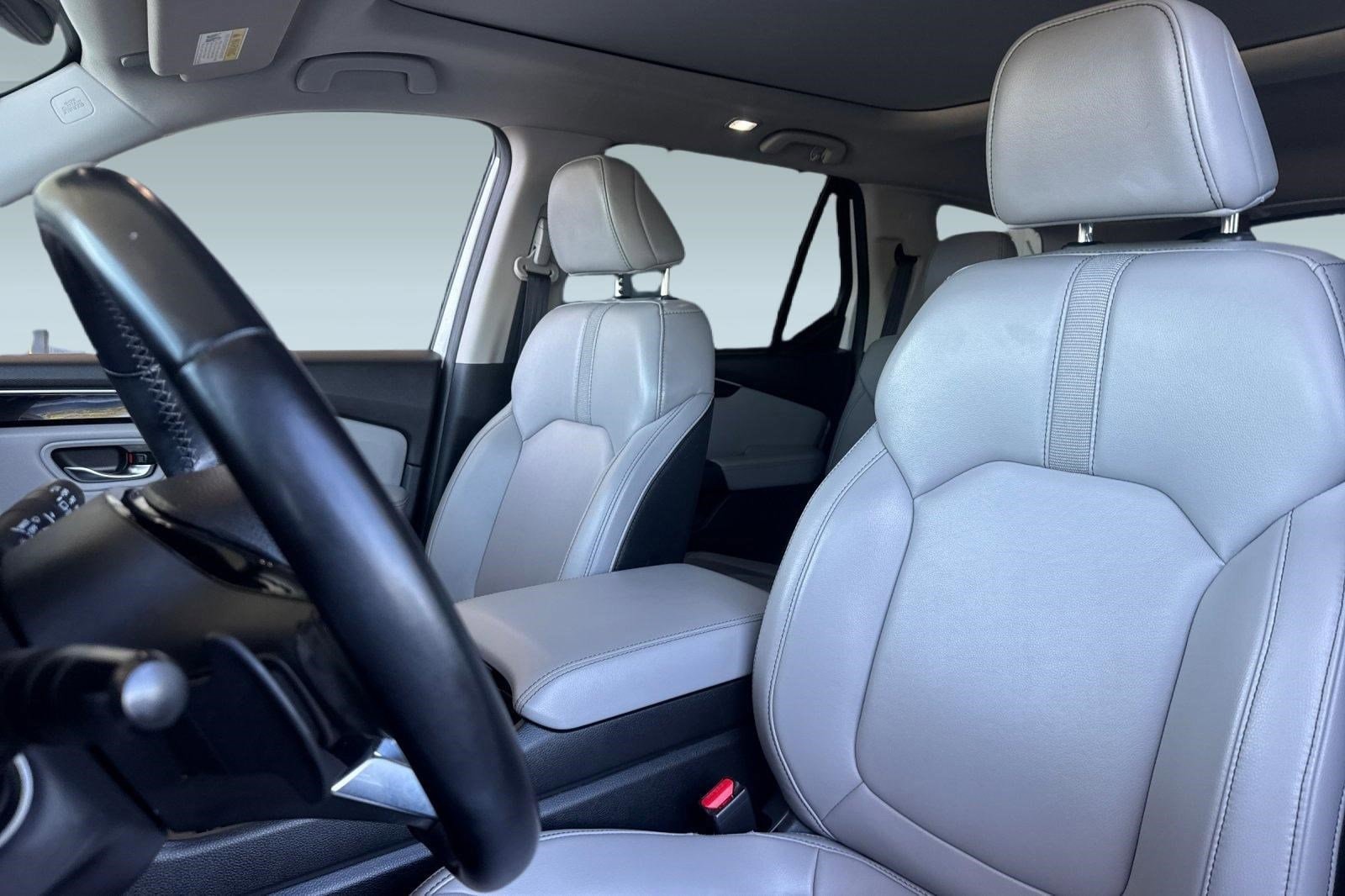 2023 Honda Pilot Touring photo 4