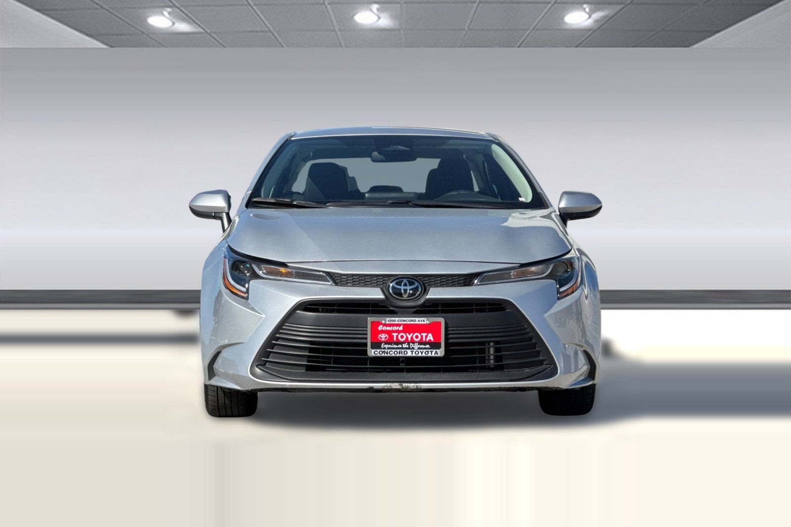 2025 Toyota Corolla LE photo 4