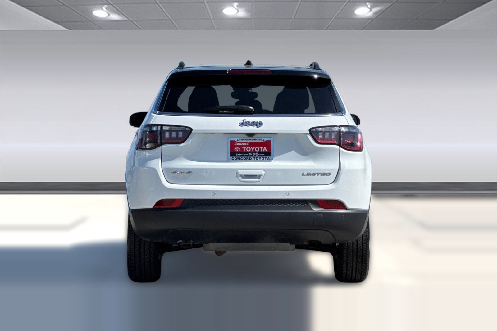 2025 Jeep Compass Limited photo 3