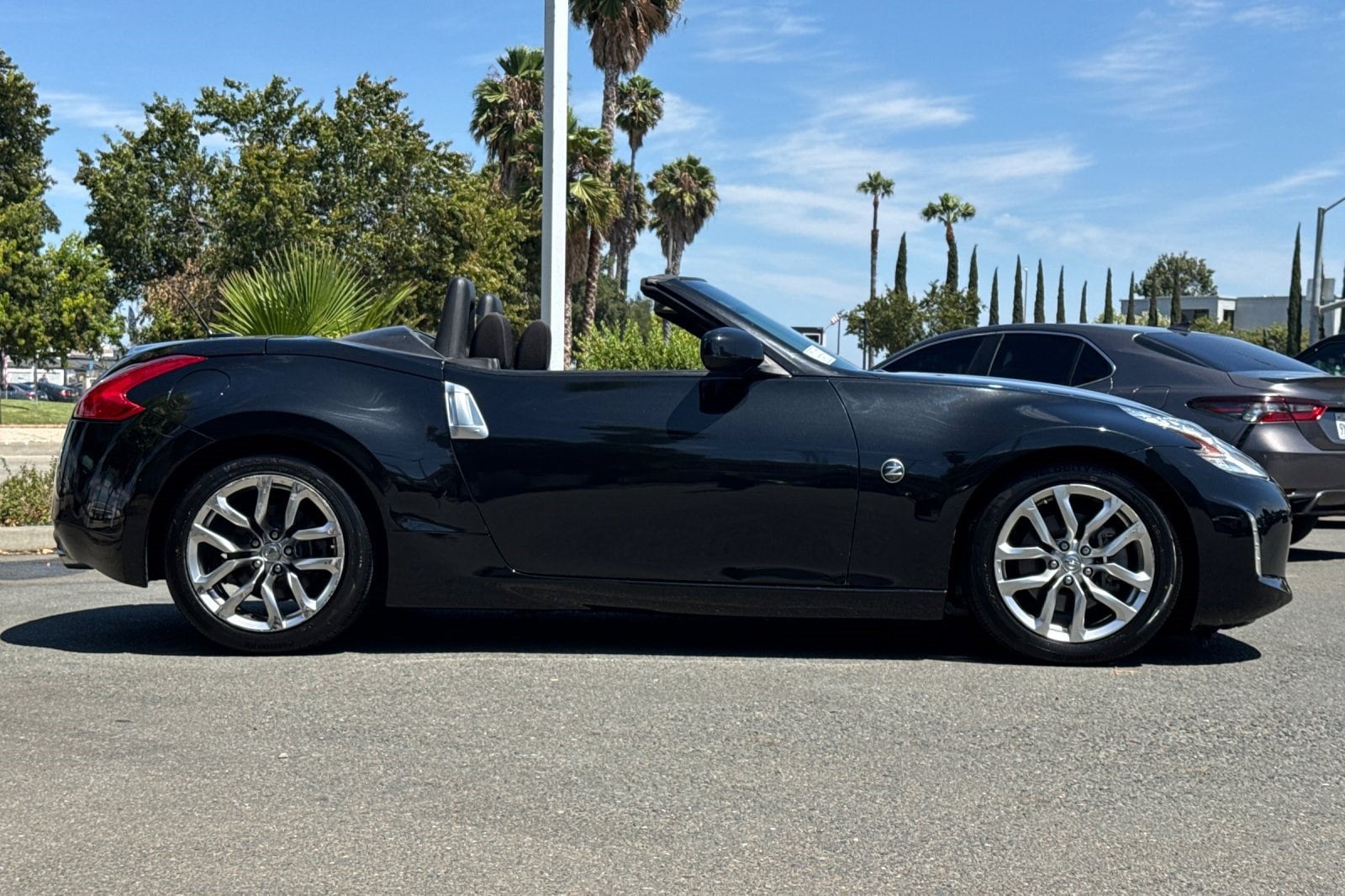370Z 370Z (2dr Roadster Auto) Convertible