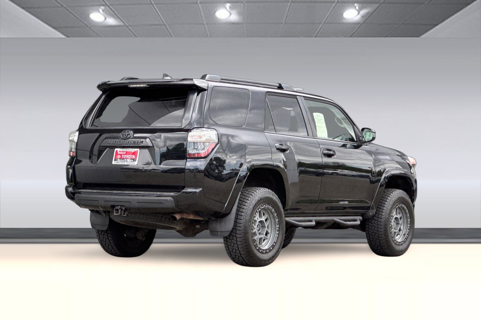 2020 Toyota 4Runner TRD Off Road Premium photo 2