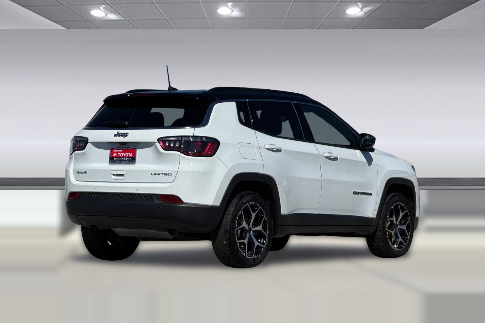 2025 Jeep Compass Limited photo 2
