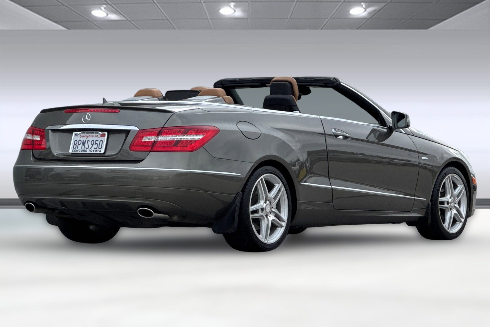 2013 Mercedes Benz E 350 Cabriolet photo 2