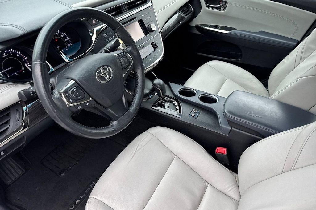 Used 2014 Toyota Avalon XLE Sedan