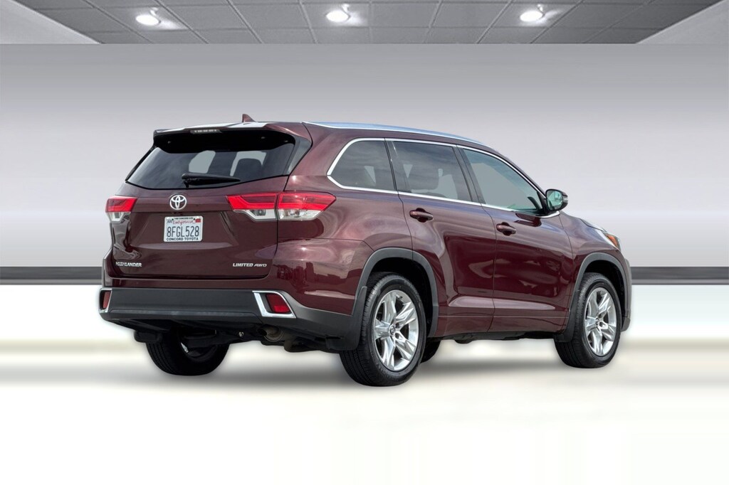 Used 2018 Toyota Highlander Limited SUV