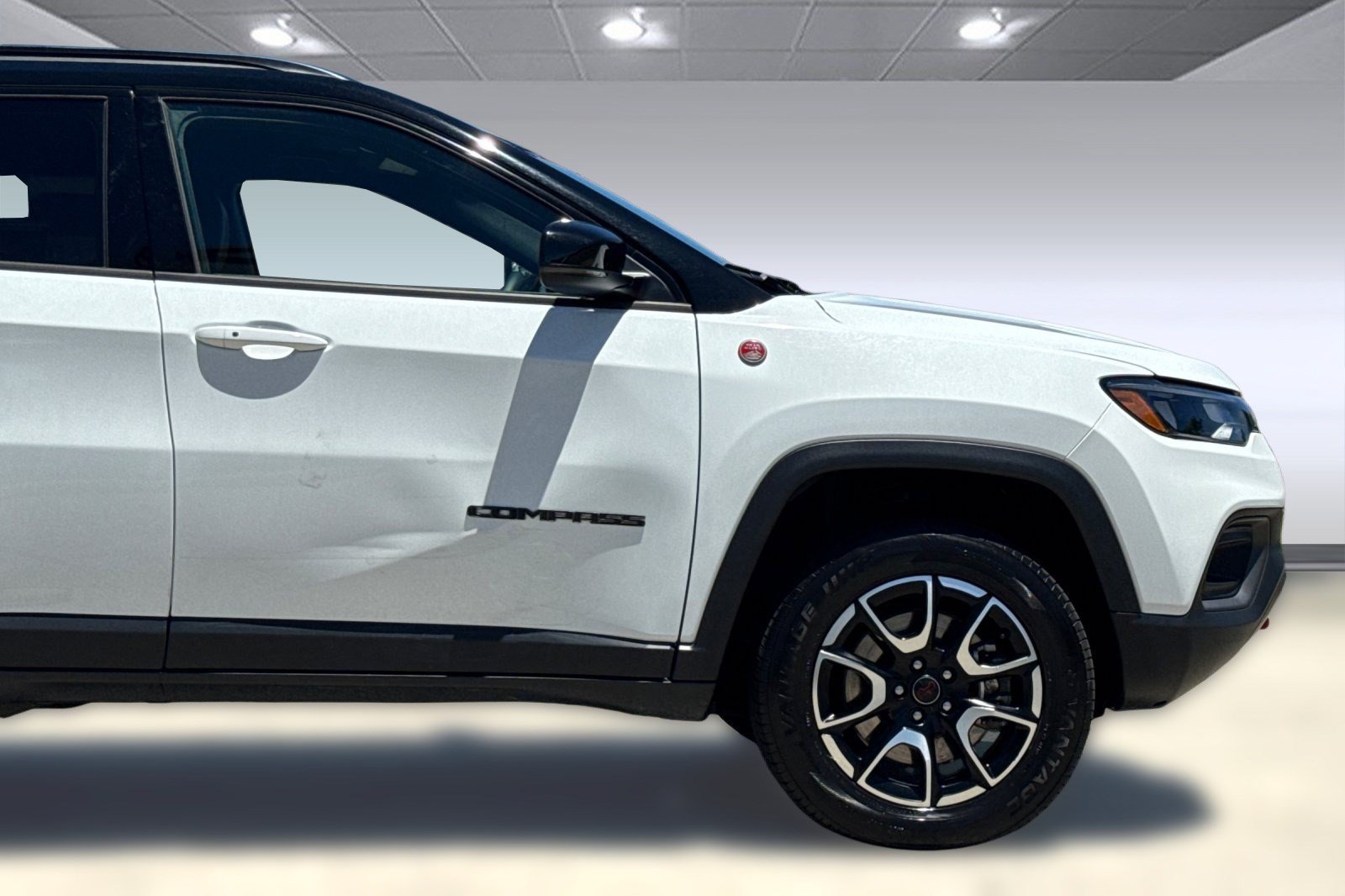 2025 Jeep Compass Trailhawk - Photo 34