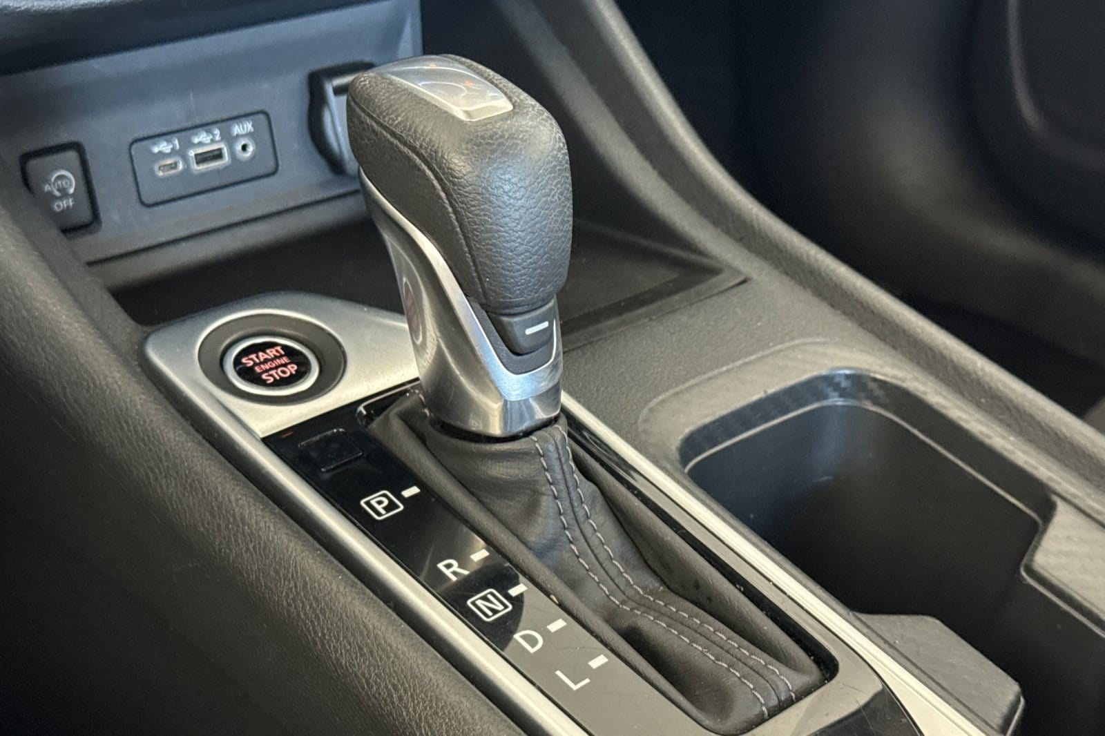 2025 Nissan Sentra SV - Photo 18