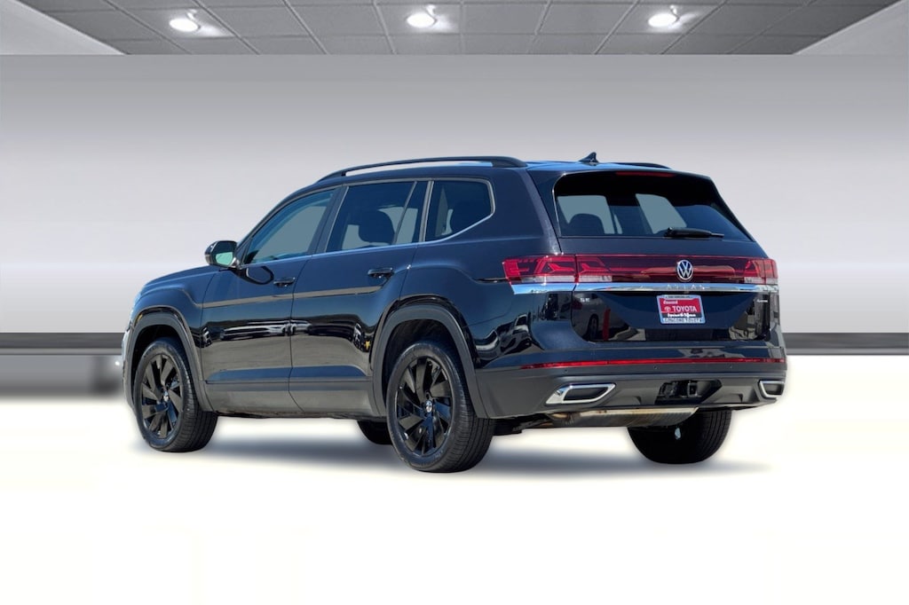 Used 2026 Volkswagen Atlas 2.0T SE w/Technology SUV
