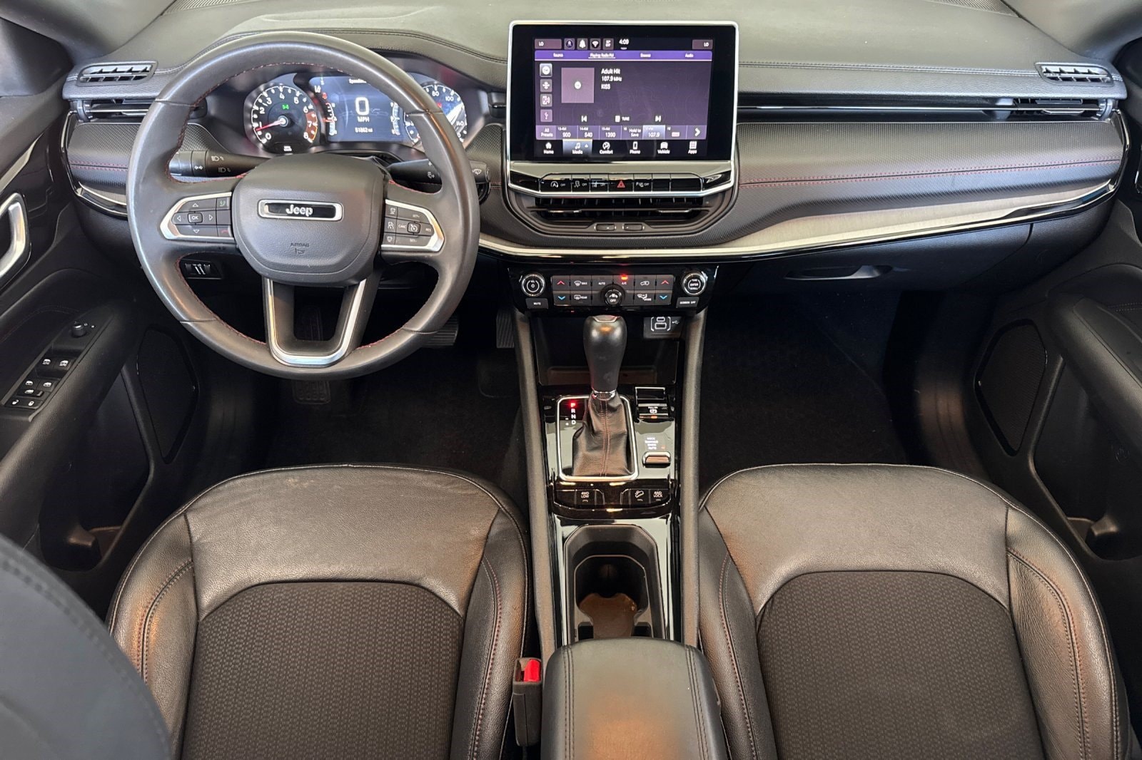 2025 Jeep Compass Trailhawk - Photo 16